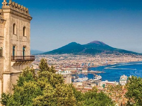 Napoli, Caserta e l’Isola di Procida